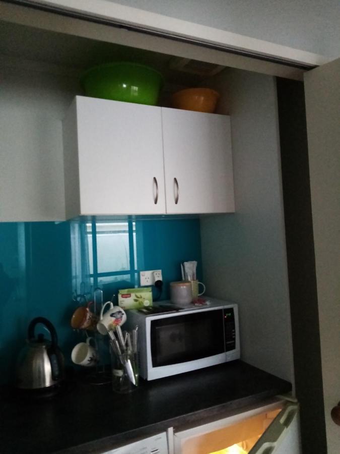 Two Rooms With One Queen Size Bed In Each Room One Bathroom For The Two Rooms Mount Maunganui Exterior foto